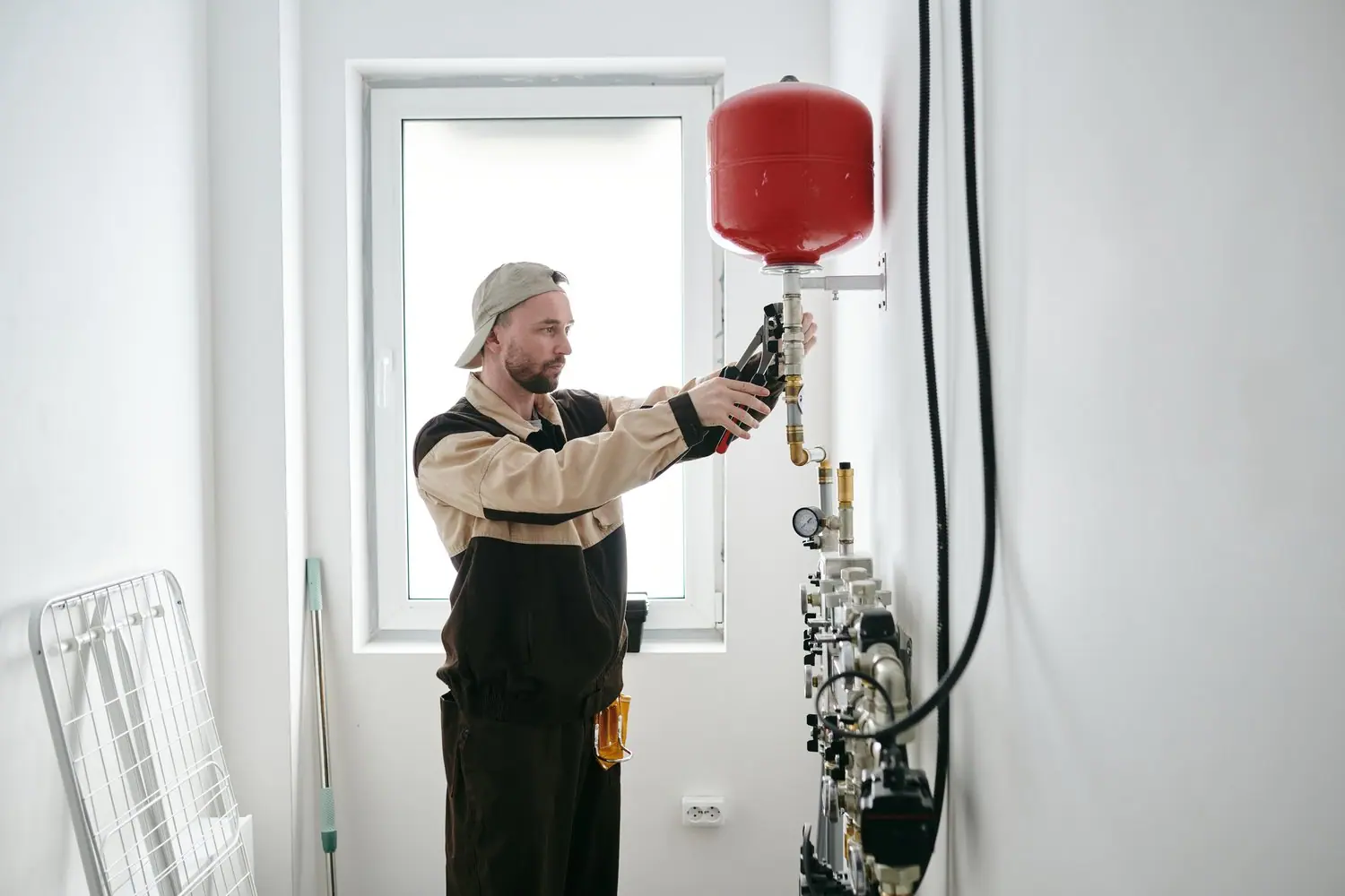 Wymiana membrany w naczyniu przeponowym - poradnik dla majsterkowiczów